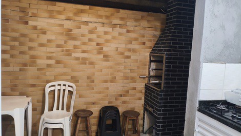 Great house in the corner of Forte, the best neighborhood in PG. WhatsApp 1198064-5242!