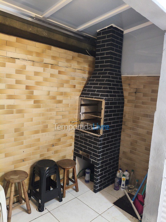 House for vacation rental in São Paulo (Praia Grande Canto do Forte)