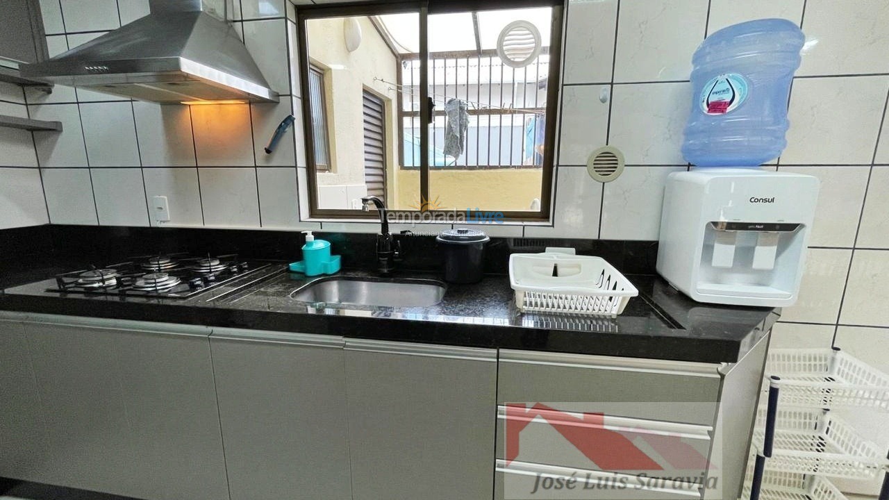 Apartamento para aluguel de temporada em Bombinhas (Praia de Bombas)