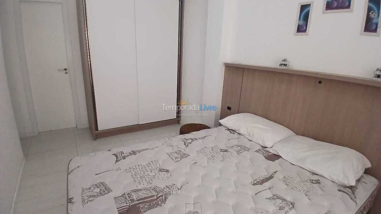 Apartamento para aluguel de temporada em Itapema (Meia Praia)