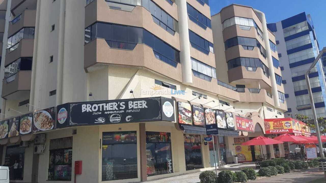 Apartamento para aluguel de temporada em Itapema (Meia Praia)