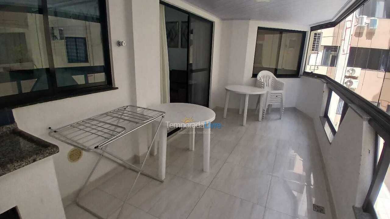 Apartamento para aluguel de temporada em Itapema (Meia Praia)