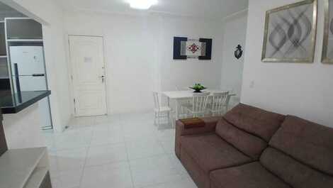 QUADRA DO MAR 3 QUARTOS COM AR NO CORAÇÃO DA MEIA PRAIA