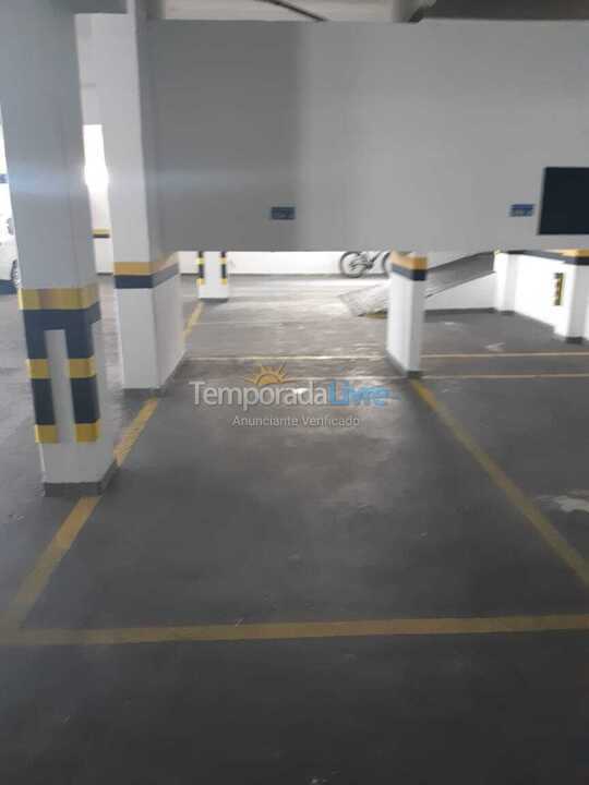 Apartamento para aluguel de temporada em Itapema (Meia Praia)