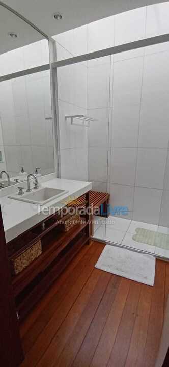 Casa para aluguel de temporada em São Sebastião (Praia da Baleia)