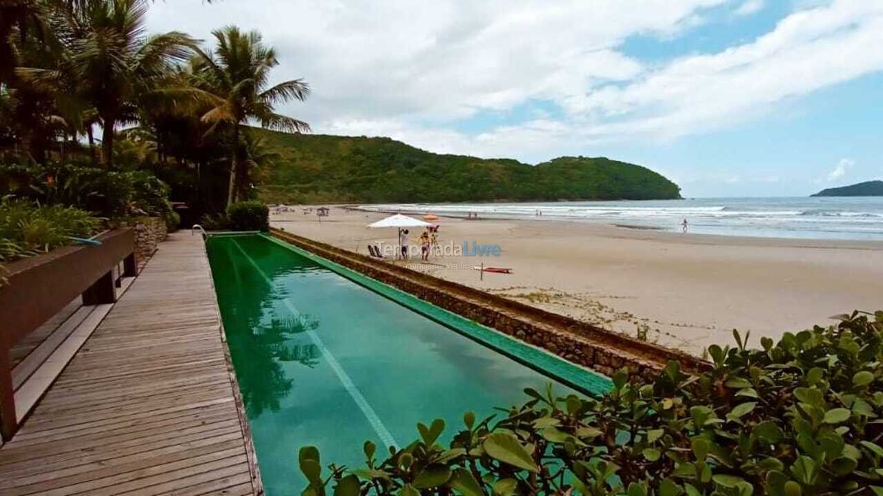Casa para aluguel de temporada em São Sebastião (Praia da Baleia)