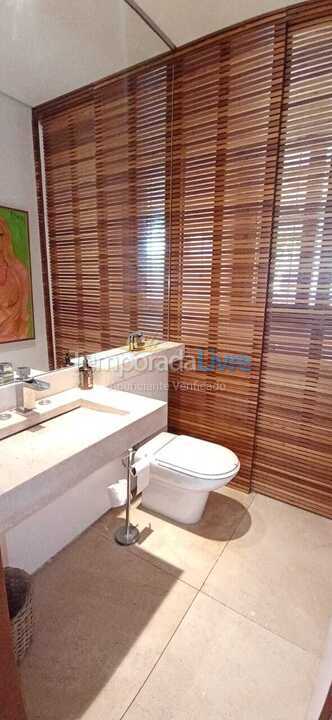 Casa para aluguel de temporada em São Sebastião (Praia da Baleia)