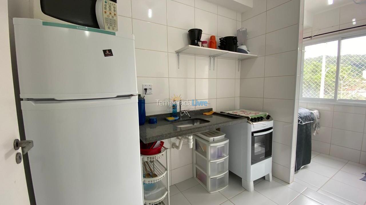 Apartamento para aluguel de temporada em Caraguatatuba (Martim de Sá)