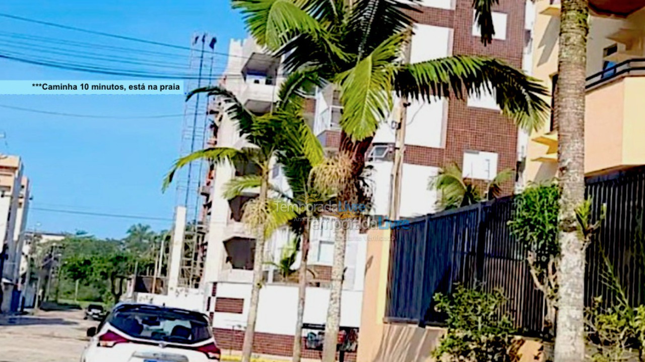 Apartamento para aluguel de temporada em Ubatuba (Praia das Toninhas)