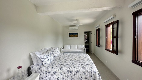 Awaken to the Sound of the Sea - Casa Praia da Baleia - Rental