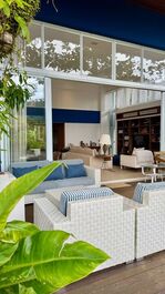 Casa disponible para alquilar a 50 metros de la playa de Baleia.