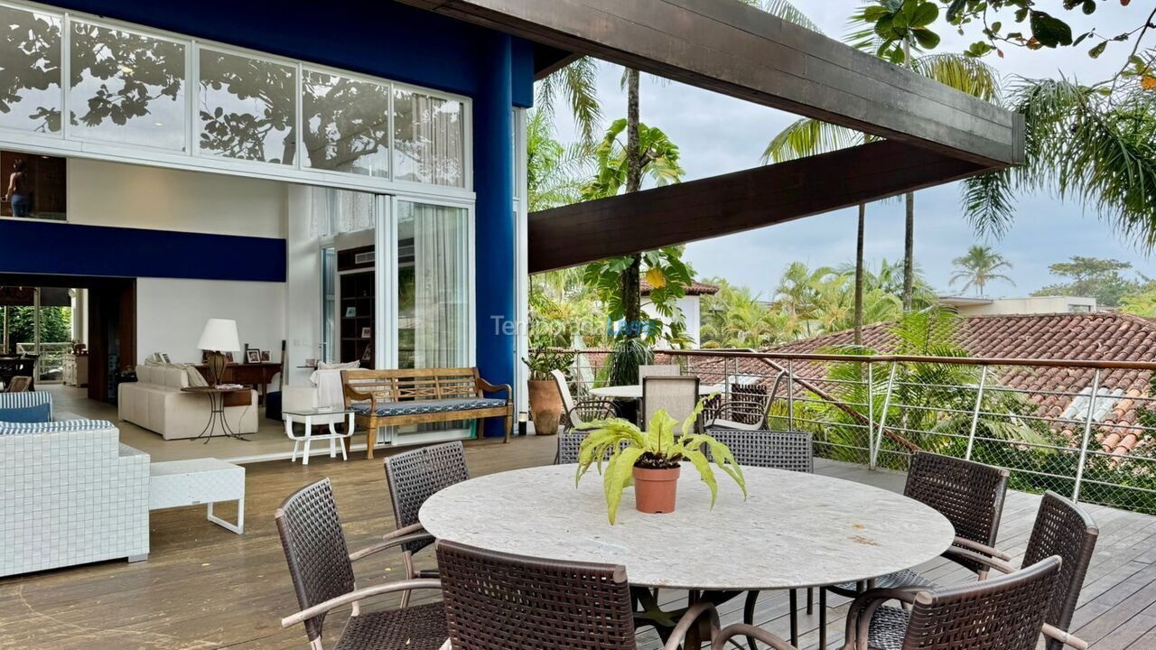 Casa para alquiler de vacaciones em São Sebastião (Praia da Baleia)