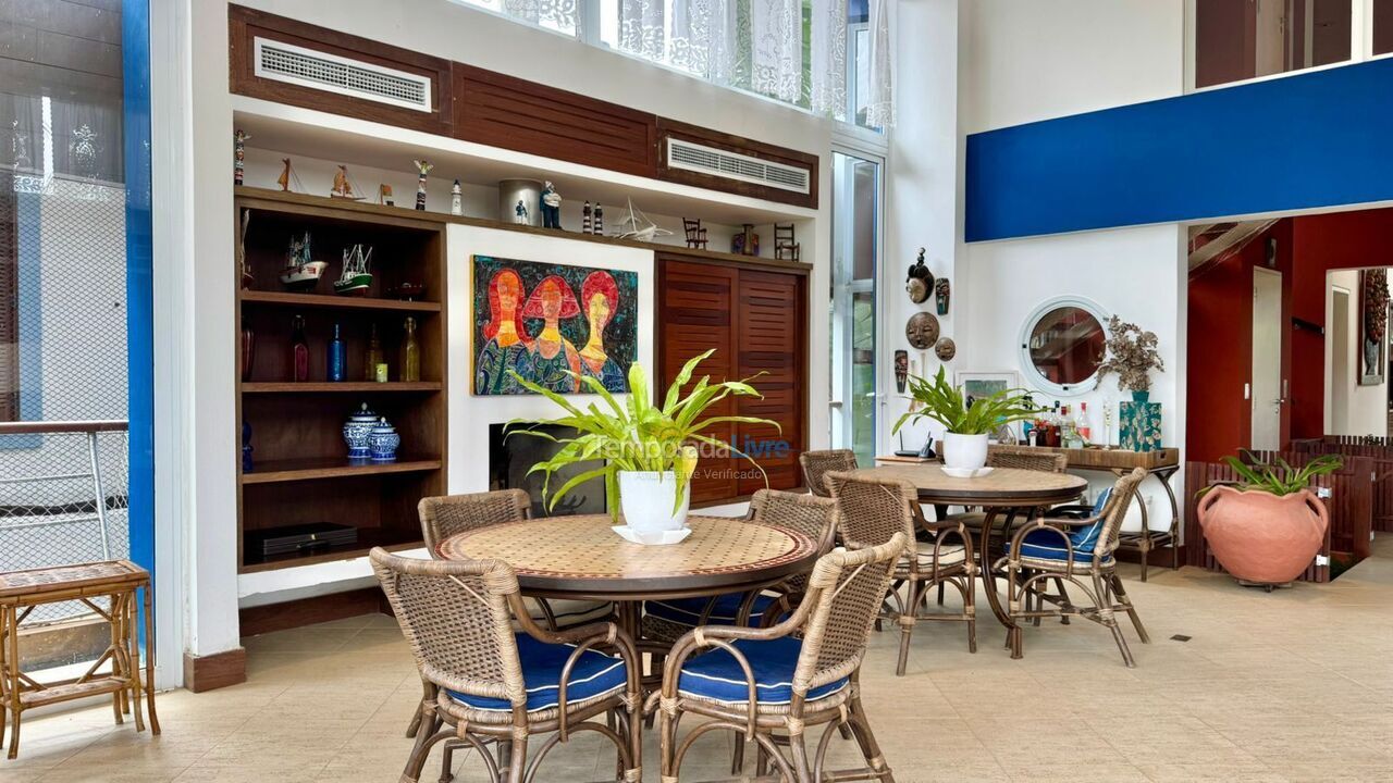 Casa para alquiler de vacaciones em São Sebastião (Praia da Baleia)