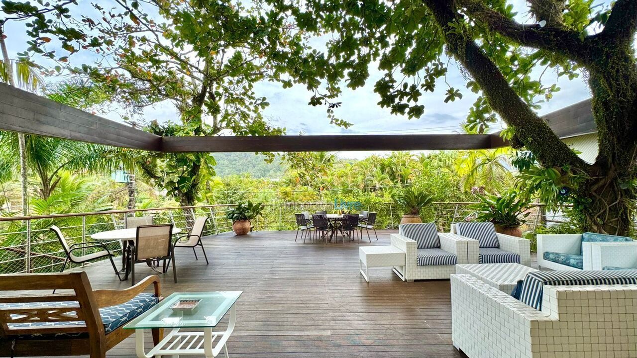 Casa para alquiler de vacaciones em São Sebastião (Praia da Baleia)