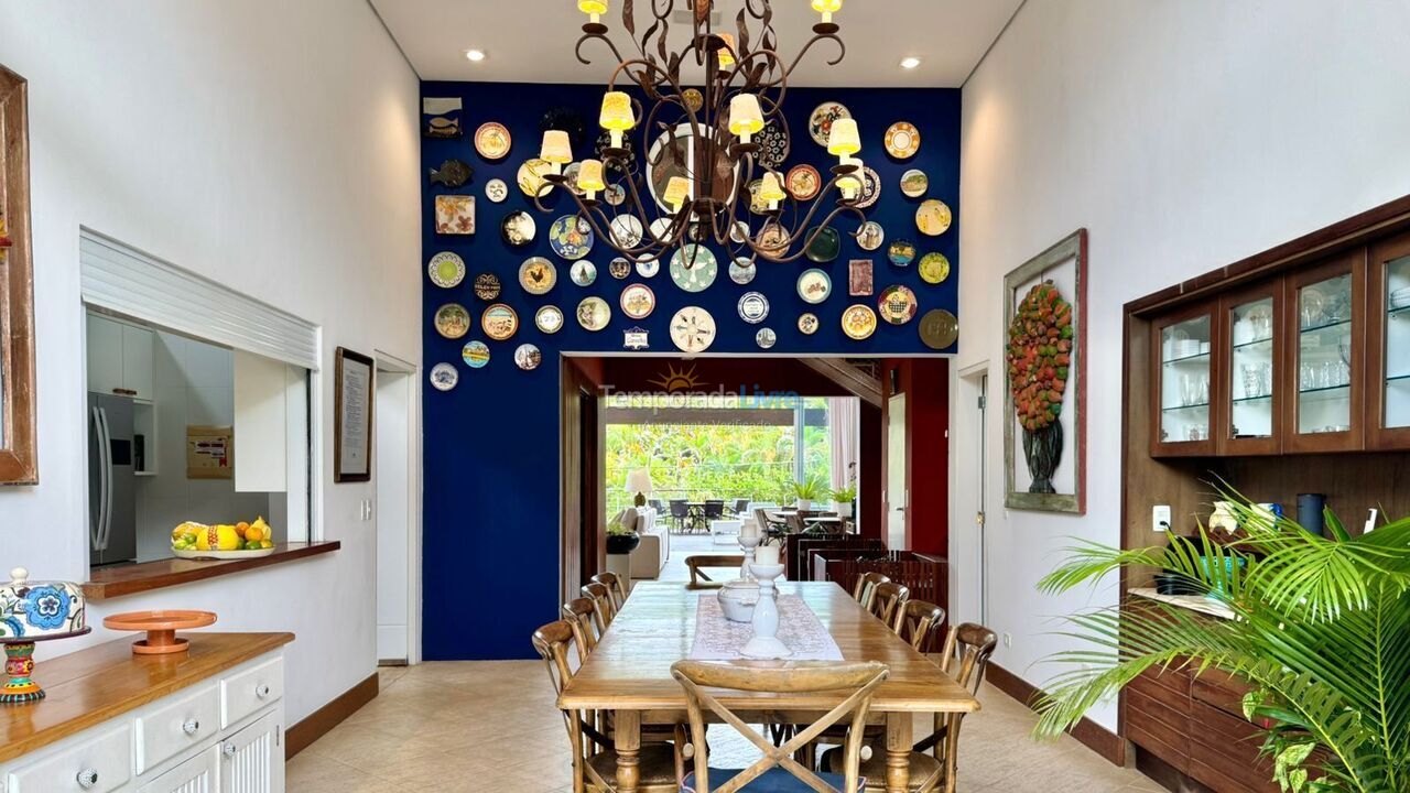 Casa para alquiler de vacaciones em São Sebastião (Praia da Baleia)