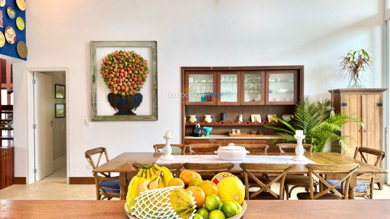 Casa para alquiler de vacaciones em São Sebastião (Praia da Baleia)