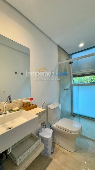 Casa para alquiler de vacaciones em São Sebastião (Praia da Baleia)