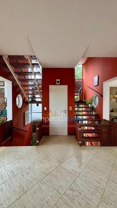 Casa para alquiler de vacaciones em São Sebastião (Praia da Baleia)