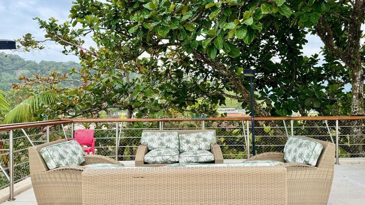 Casa para alquiler de vacaciones em São Sebastião (Praia da Baleia)