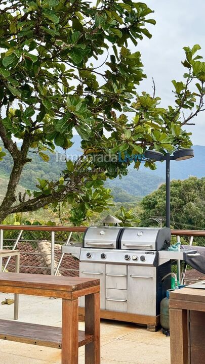 Casa para alquiler de vacaciones em São Sebastião (Praia da Baleia)