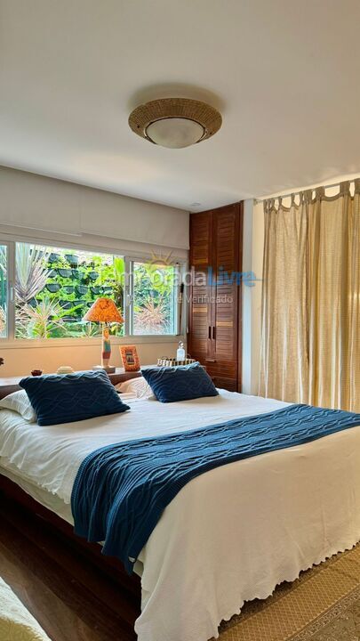 Casa para alquiler de vacaciones em São Sebastião (Praia da Baleia)