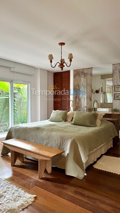 Casa para alquiler de vacaciones em São Sebastião (Praia da Baleia)