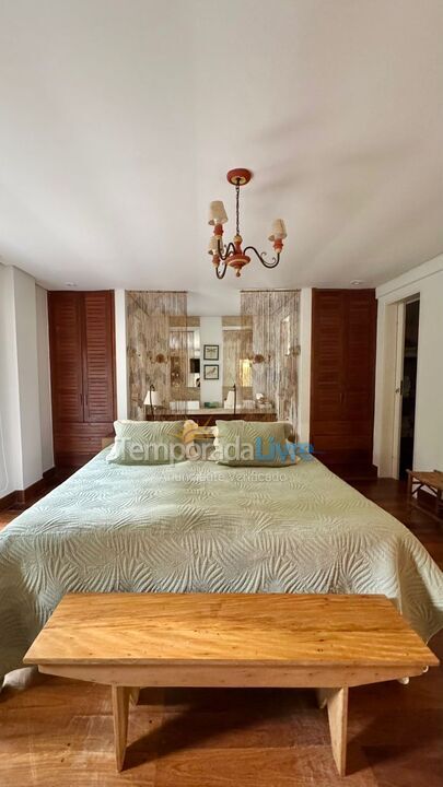 Casa para alquiler de vacaciones em São Sebastião (Praia da Baleia)