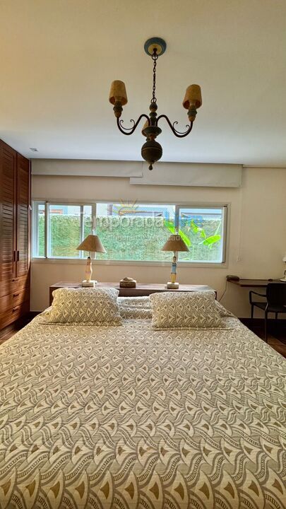 Casa para alquiler de vacaciones em São Sebastião (Praia da Baleia)