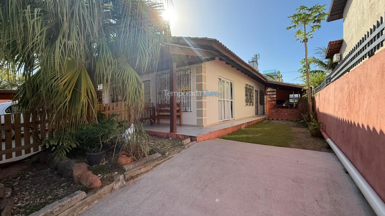 House for vacation rental in Bombinhas (Praia de Bombinhas)