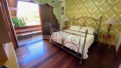 Casa exclusiva em Jurere, piscina e 7 quartos.