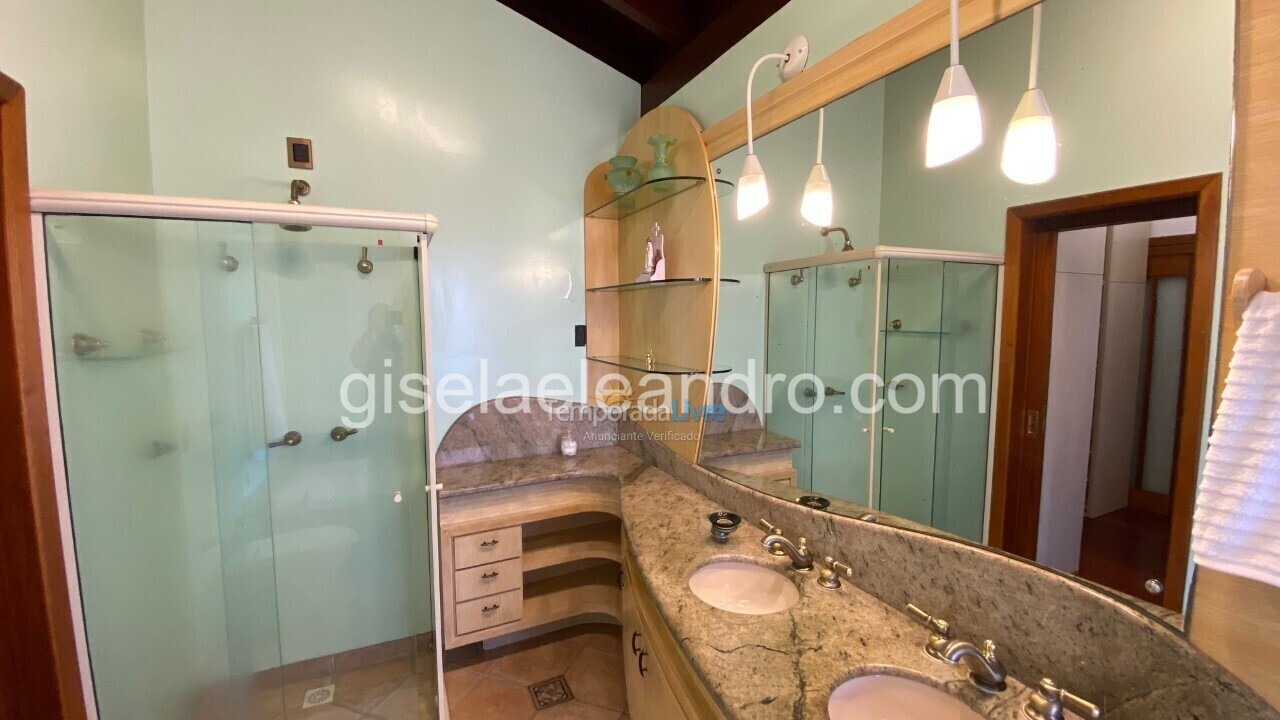 Casa para aluguel de temporada em Florianopolis (Jurerê Internacional)