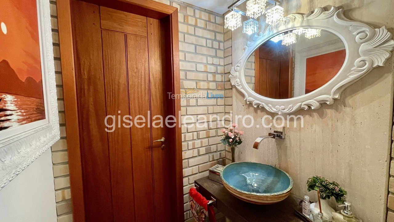 Casa para aluguel de temporada em Florianopolis (Jurerê Internacional)