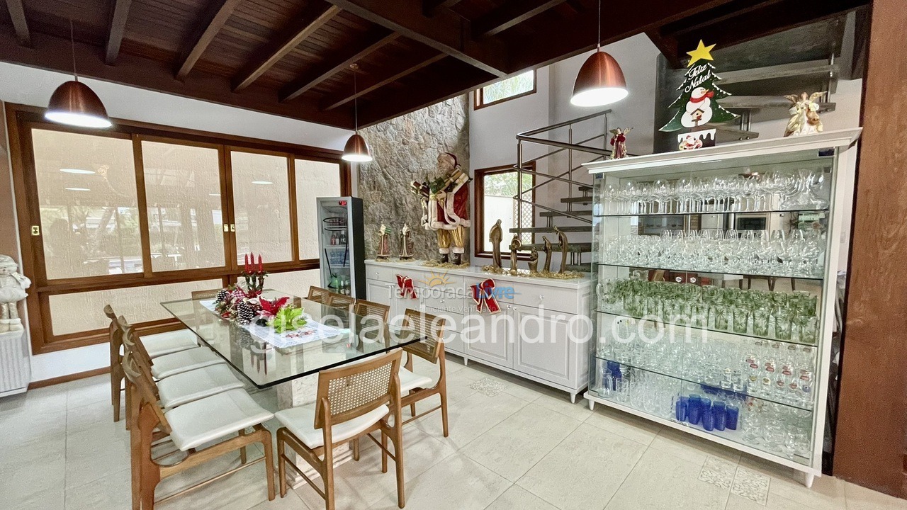 Casa para aluguel de temporada em Florianopolis (Jurerê Internacional)