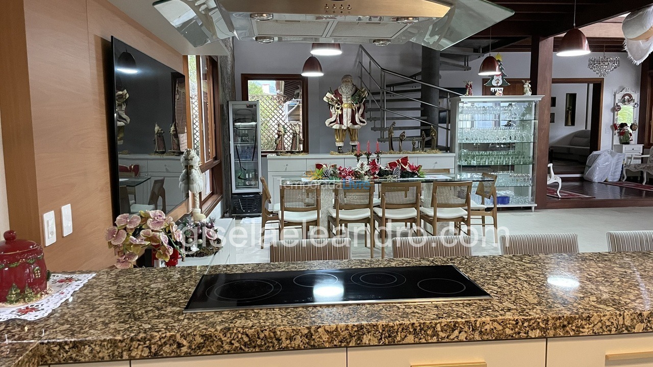 Casa para aluguel de temporada em Florianopolis (Jurerê Internacional)
