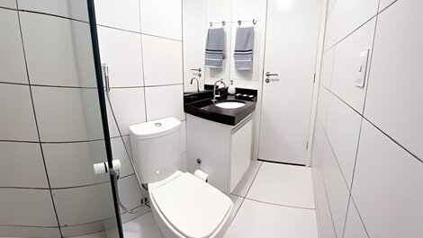 Apt | | com 2/4 e 2WC Ponta Verde