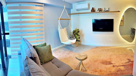 Exclusive 5-STAR Sea View Apartment