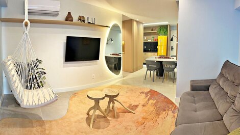 Exclusive 5-STAR Sea View Apartment