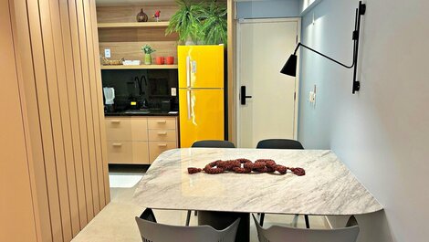 Exclusive 5-STAR Sea View Apartment