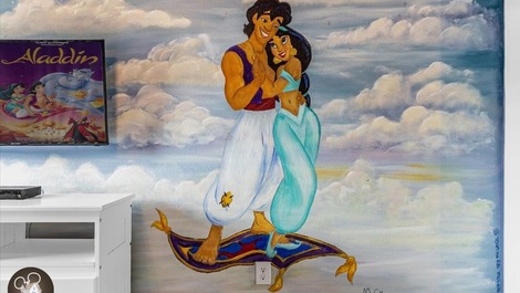 House near Disney with 4 bedrooms.