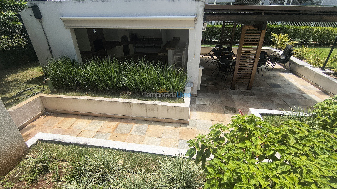 Apartamento para aluguel de temporada em Goiânia (Village Veneza)