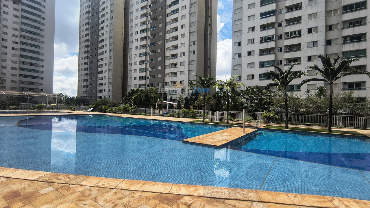 Apartamento para aluguel de temporada em Goiânia (Village Veneza)