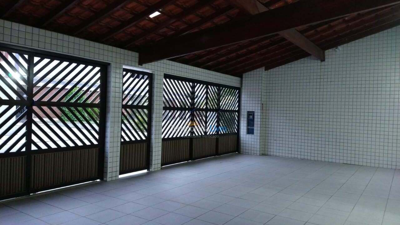 Casa para aluguel de temporada em Praia Grande (Praia do Caiçara)