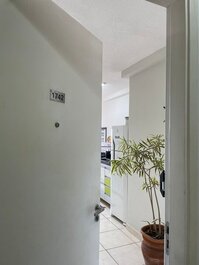 17o andar — ampla vista mar.