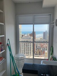 17o andar — ampla vista mar.