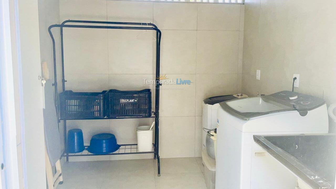 Casa para aluguel de temporada em Camaçari (Praia de Guarajuba)