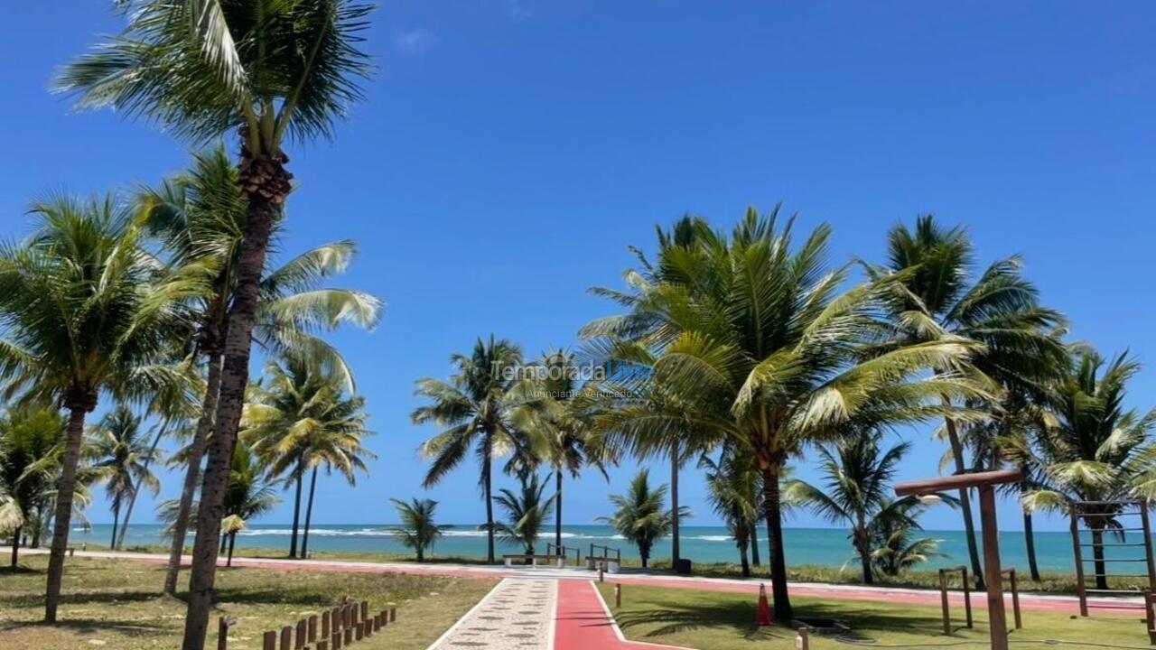 Casa para aluguel de temporada em Camaçari (Praia de Guarajuba)