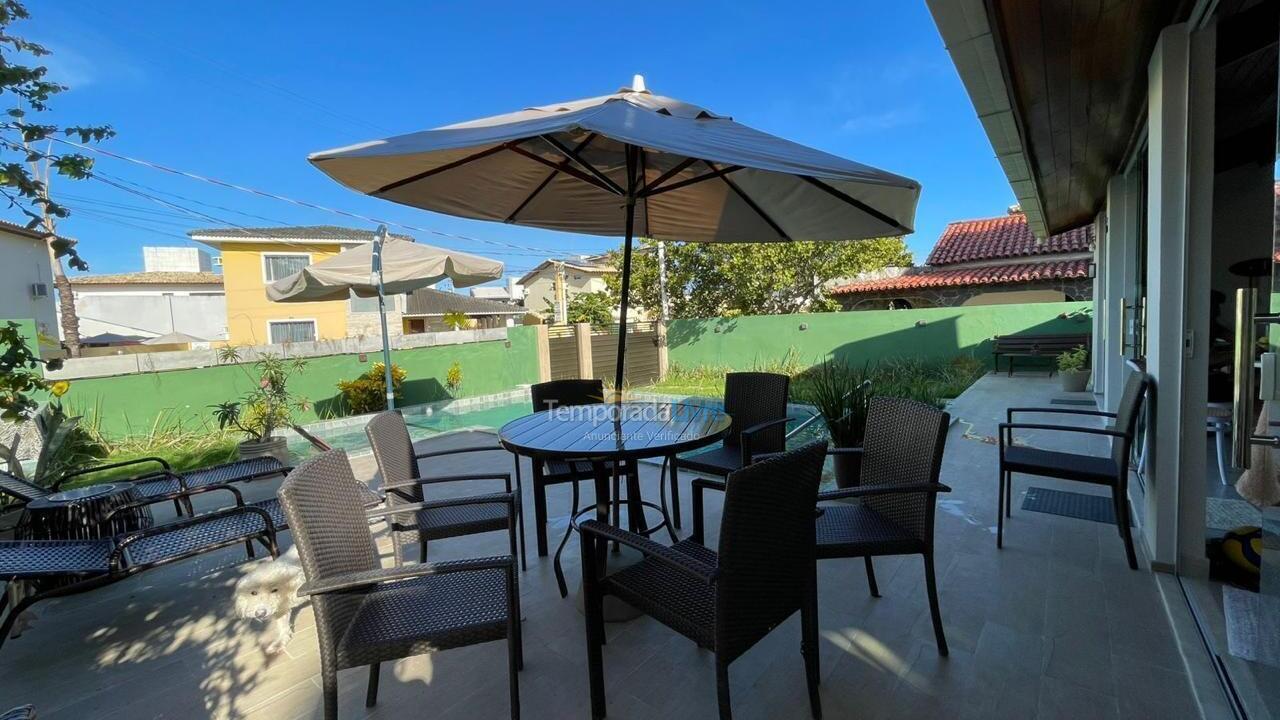 Casa para aluguel de temporada em Camaçari (Praia de Guarajuba)