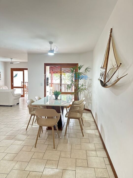 Apartamento para aluguel de temporada em Ubatuba (Praia Grande)