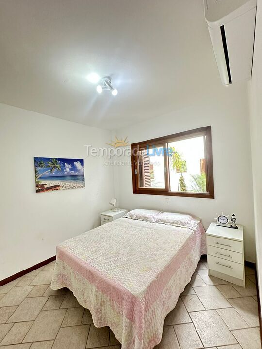 Apartamento para aluguel de temporada em Ubatuba (Praia Grande)