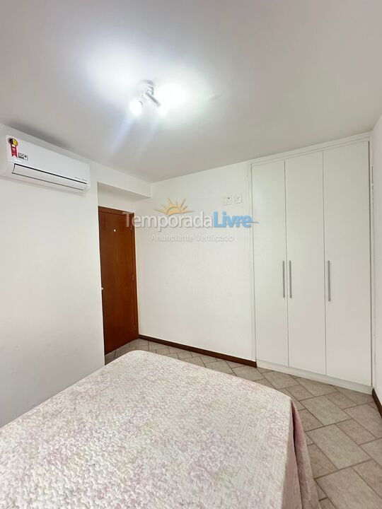 Apartamento para aluguel de temporada em Ubatuba (Praia Grande)